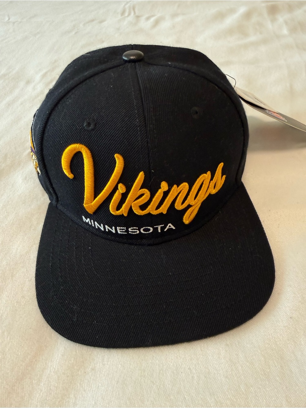 NFL Vikings Minnesota Black and Gold Script Snapback Hat